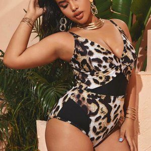 Leopard Swimsuit size 1XL: (new)